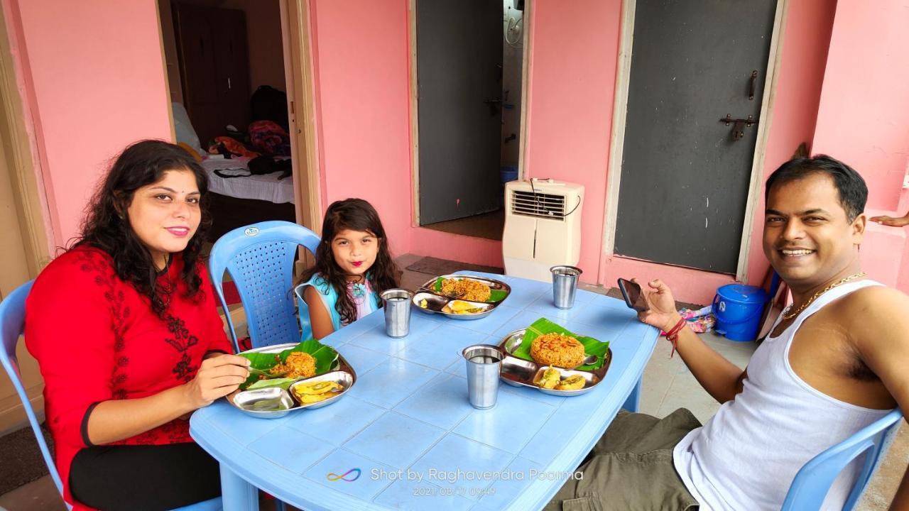 Abhi Homestay Hampi Extérieur photo