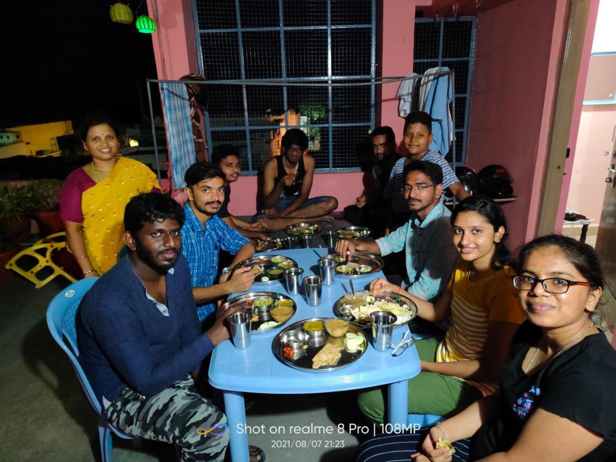 Abhi Homestay Hampi Extérieur photo