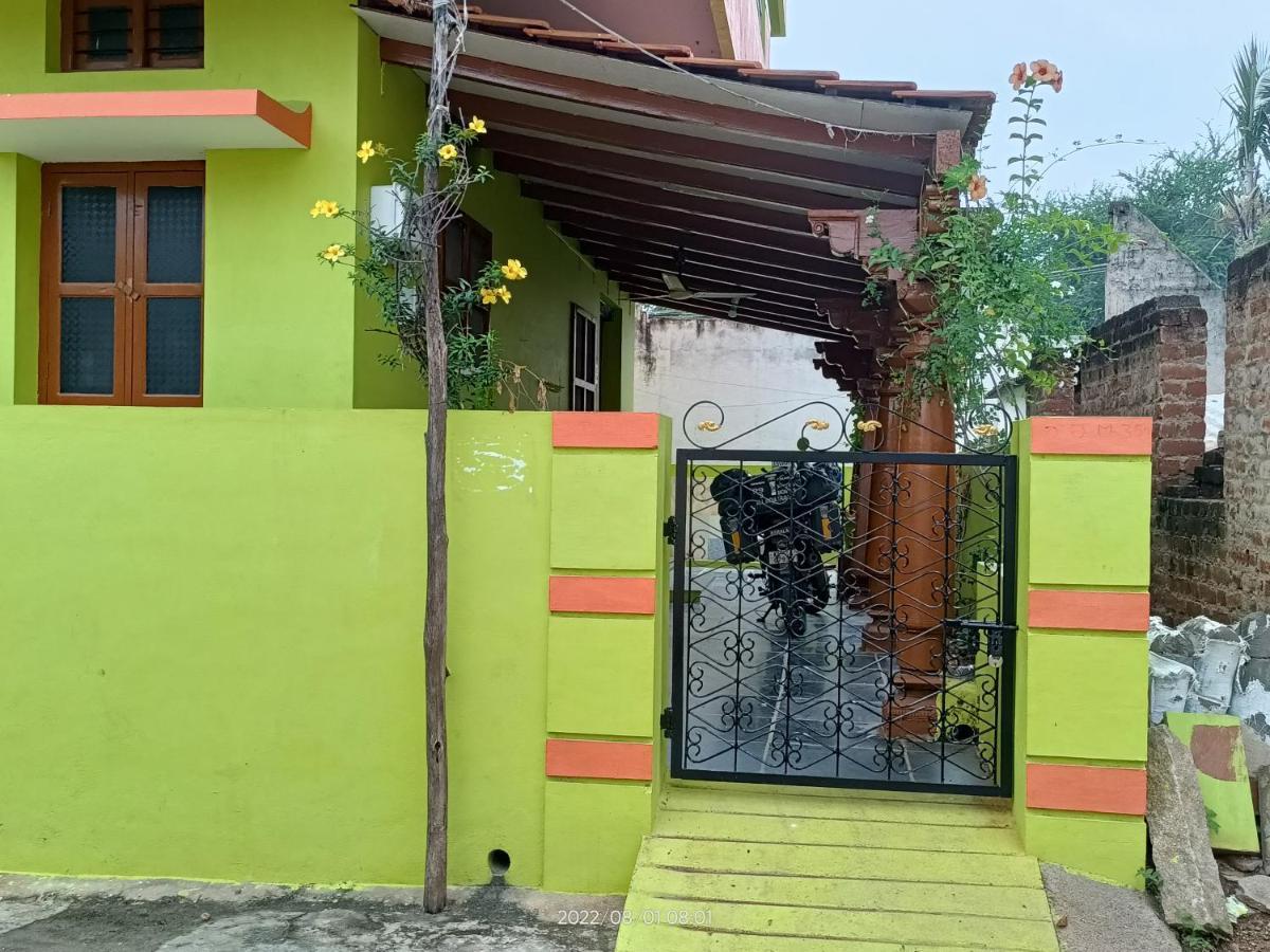 Abhi Homestay Hampi Extérieur photo
