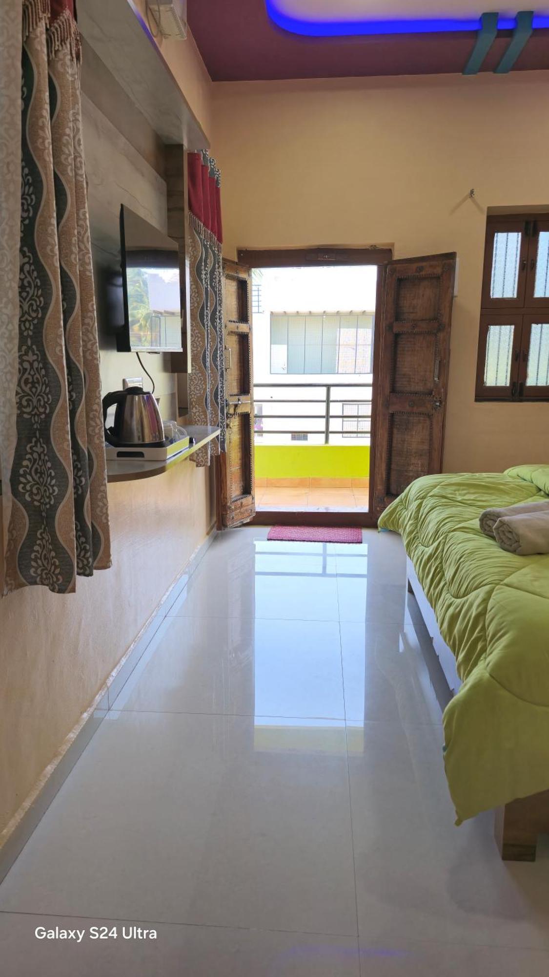 Abhi Homestay Hampi Extérieur photo
