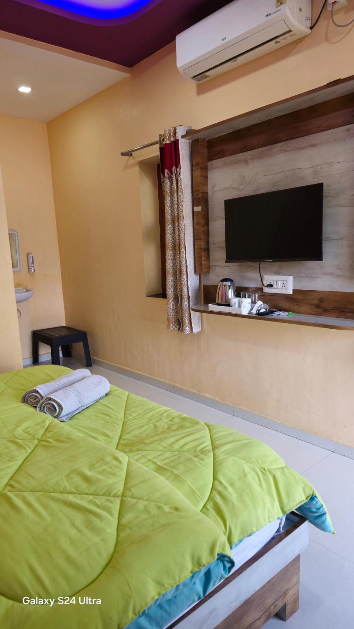 Abhi Homestay Hampi Extérieur photo